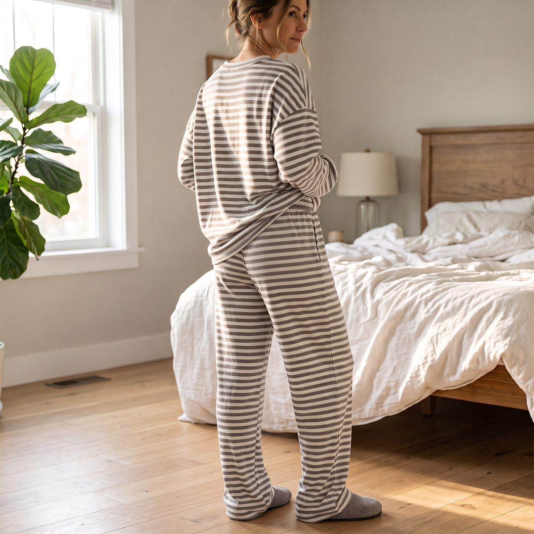 Wearbella – Zestaw z Paskowanym Topem i Spodniami
