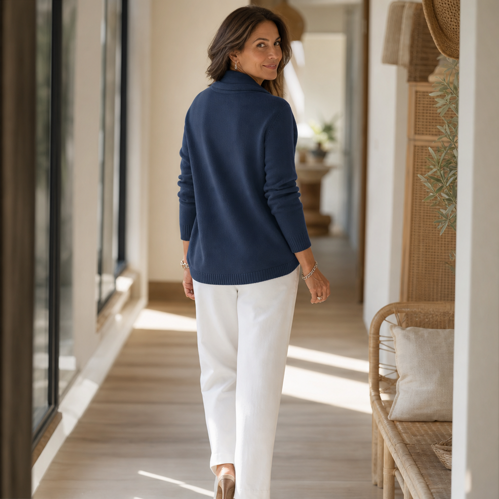 Collarvie – Sweter z drapowanym, otwartym kołnierzem