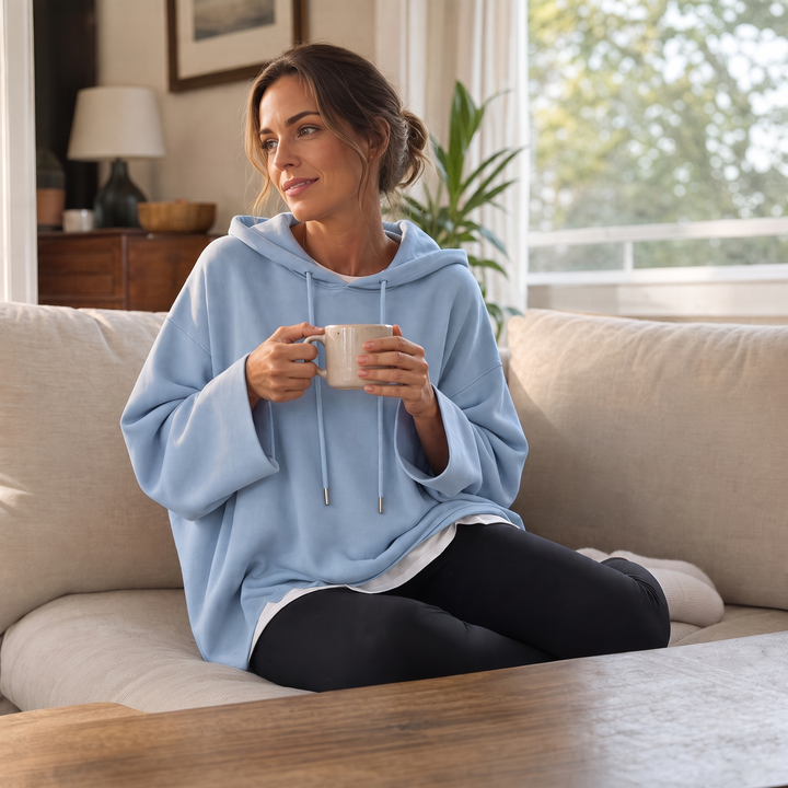 Wearlyn – Oversized Ponczo z Kapturem i Krótkim Rękawem