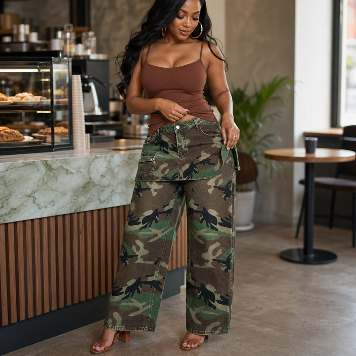 Camo Muse – Retro Kamuflażowe Jeansy z Szerokimi Nogawkami