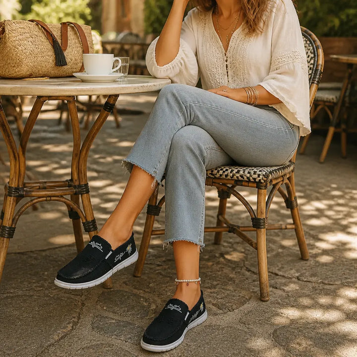Breeza – Damskie Zniszczone Kanvasowe Mokasyny Slip-On z Postrzępionymi Krawędziami