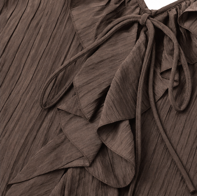 Maelora – Bluzka z falbanami i dekoltem w serek, długi rękaw