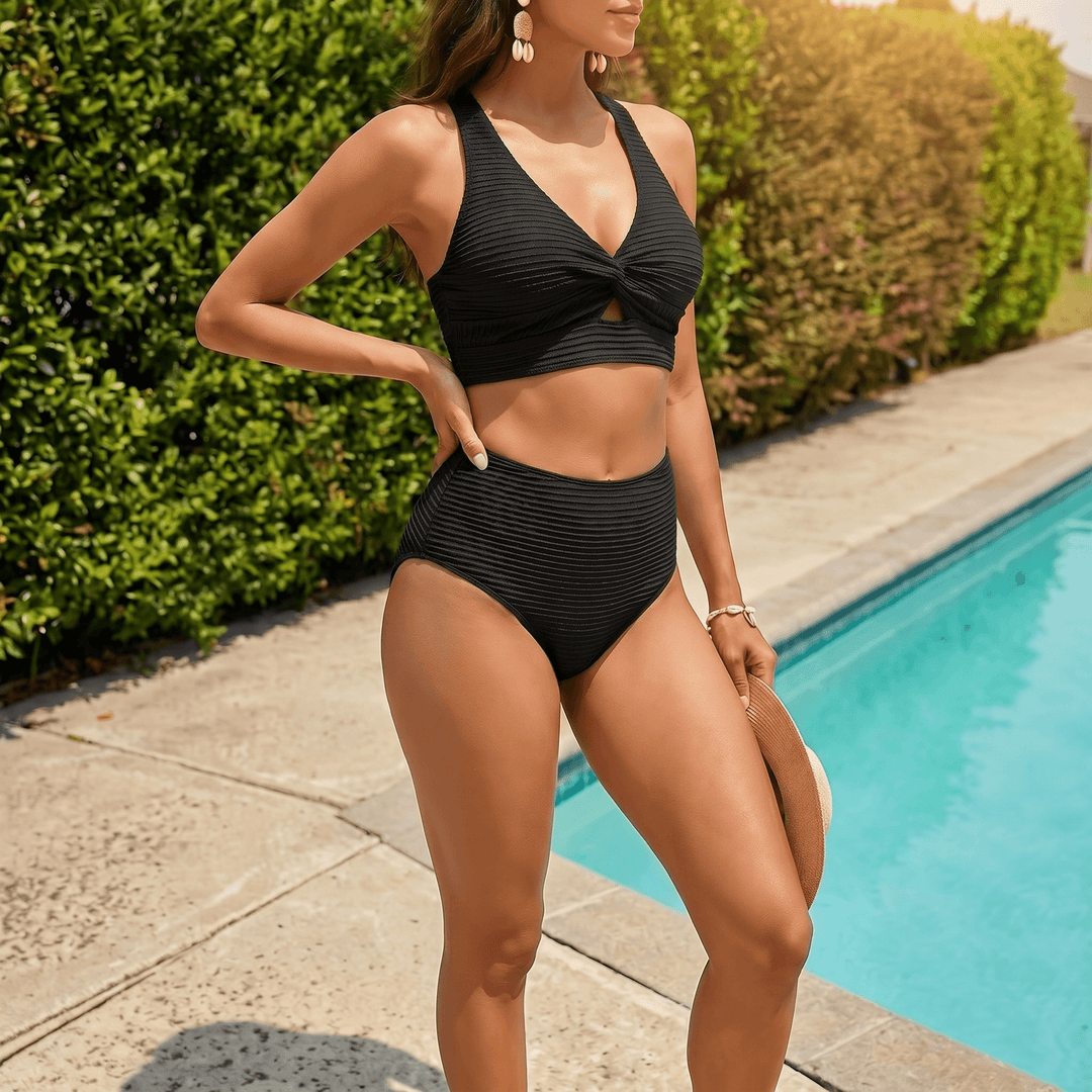 Mara – Bikini modelujące z prążkowanej tkaniny dla kobiet z osłoną