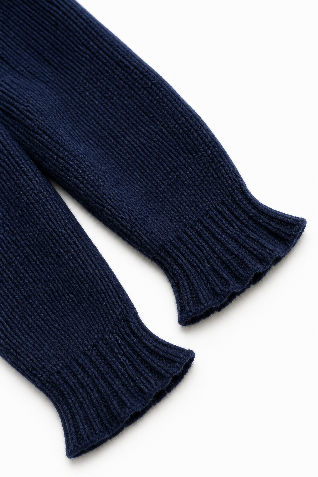Wearbella – Sweter z dekoltem w serek i prążkowanym splotem
