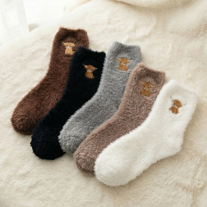 Cozymoo – Skarpety z Fuzzy Highland Cow