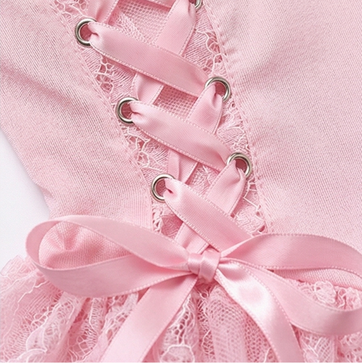 Rosalure – Zestaw babydoll z koronką i pończochami z pasem