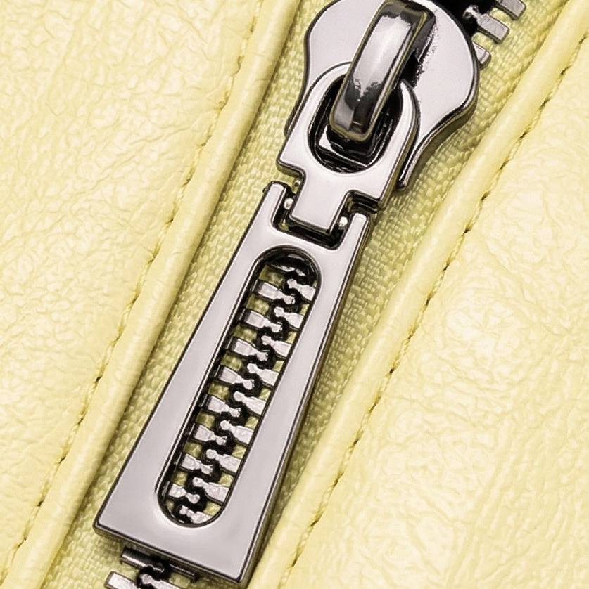Sovana – Miękka torba na ramię z paskiem crossbody