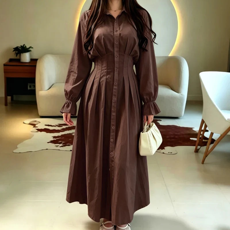 Wearbella – Sukienka koszulowa z plisowanym pasem i długim rękawem