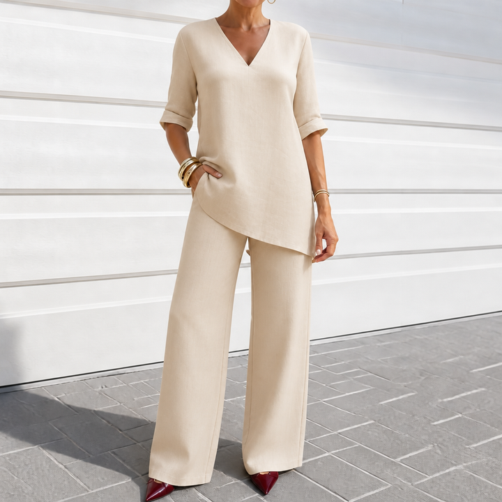 Draperly – Dwuczęściowy zestaw w stylu lnianym z dekoltem w serek