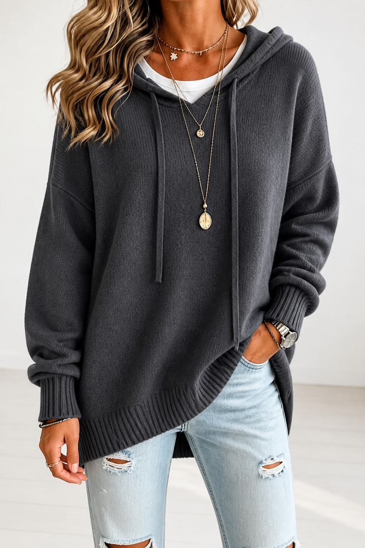 Wearbella – Oversized Sweter z Kapturem na Sznurku