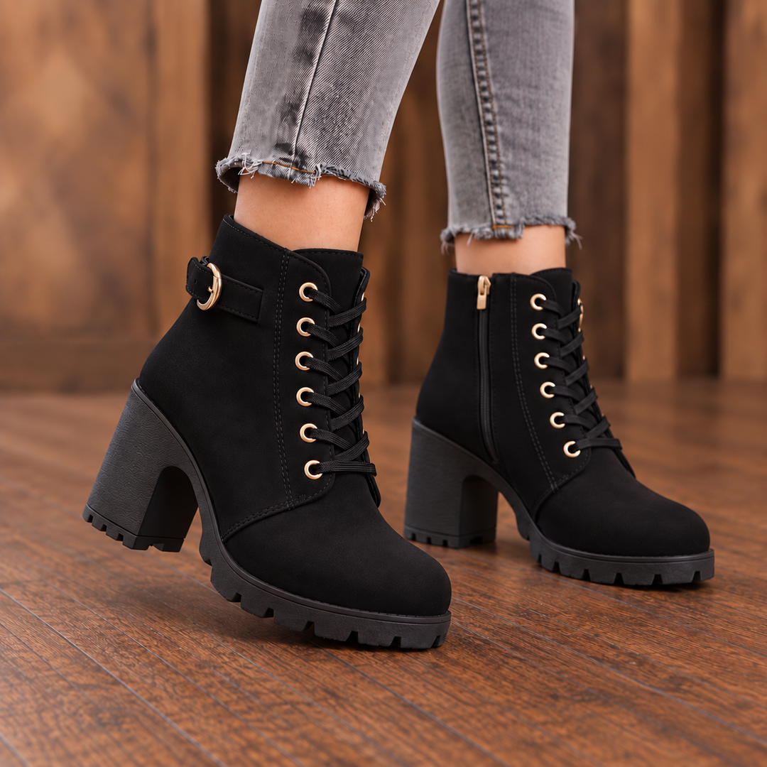 Buckle &amp; Bold – Botki na obcasie z wiązaniem