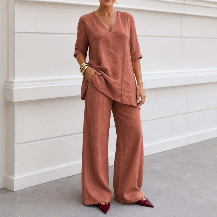 Draperly – Dwuczęściowy zestaw w stylu lnianym z dekoltem w serek