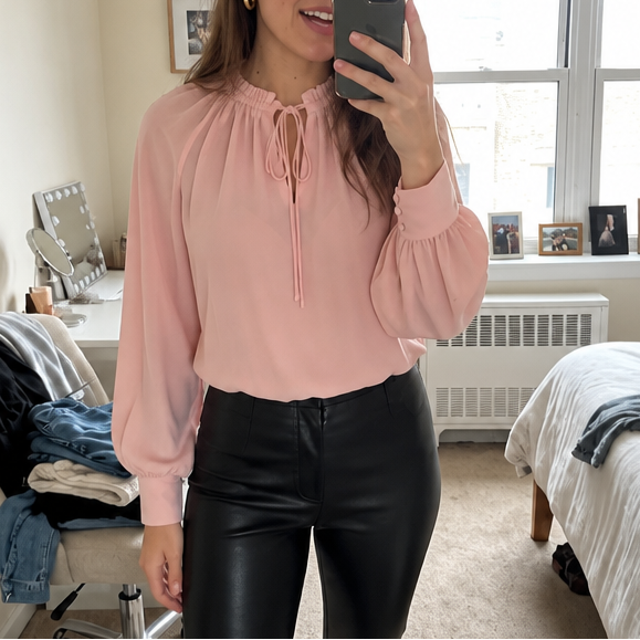 Wearbella – Bluzka z Chiffonem z Wiązaniem przy Szyi i Rękawami Lampionowymi