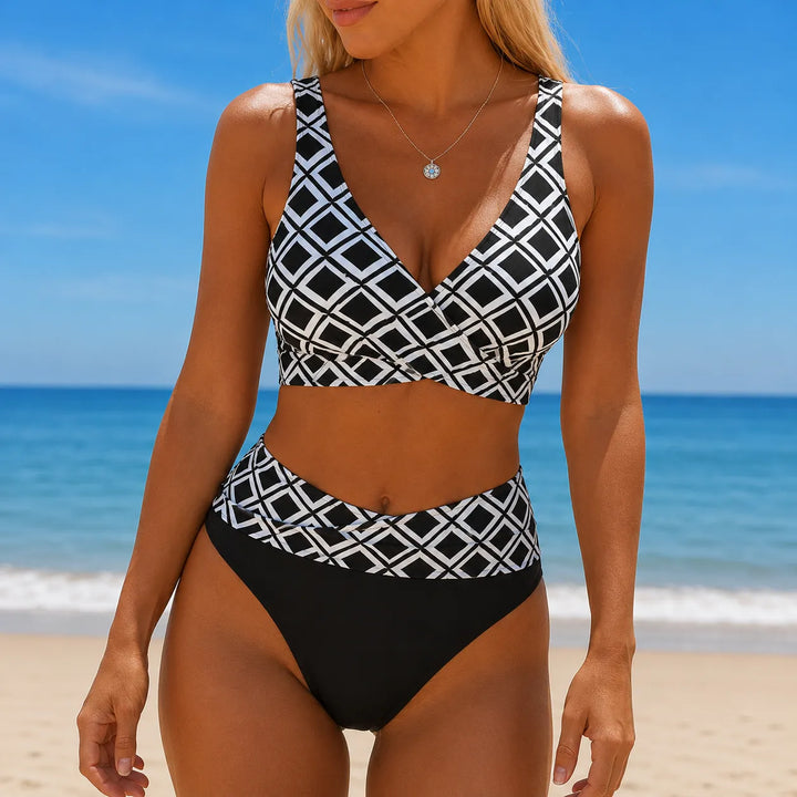 Solmara – Dwuczęściowy bikini z dekoltem w serek i wysokim stanem z diamentowym wzorem