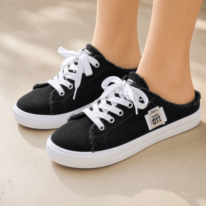 Vellora – Zniszczone Dżinsowe Sneakersy Slip-On